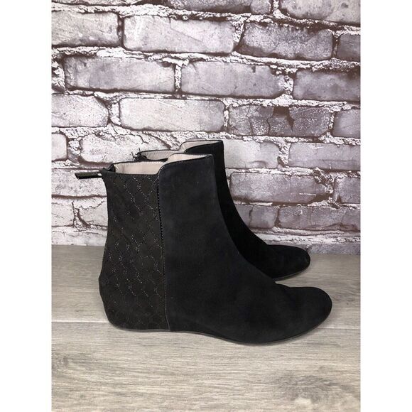 Aquatalia Black Suede Leather Wedge Back Zipper Booties Women’s Sz 8M US/38.5EU - Picture 12 of 16